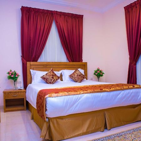 سارة للشقق الفندقية Sara Furnished Apartments Αλ Κομπάρ Εξωτερικό φωτογραφία