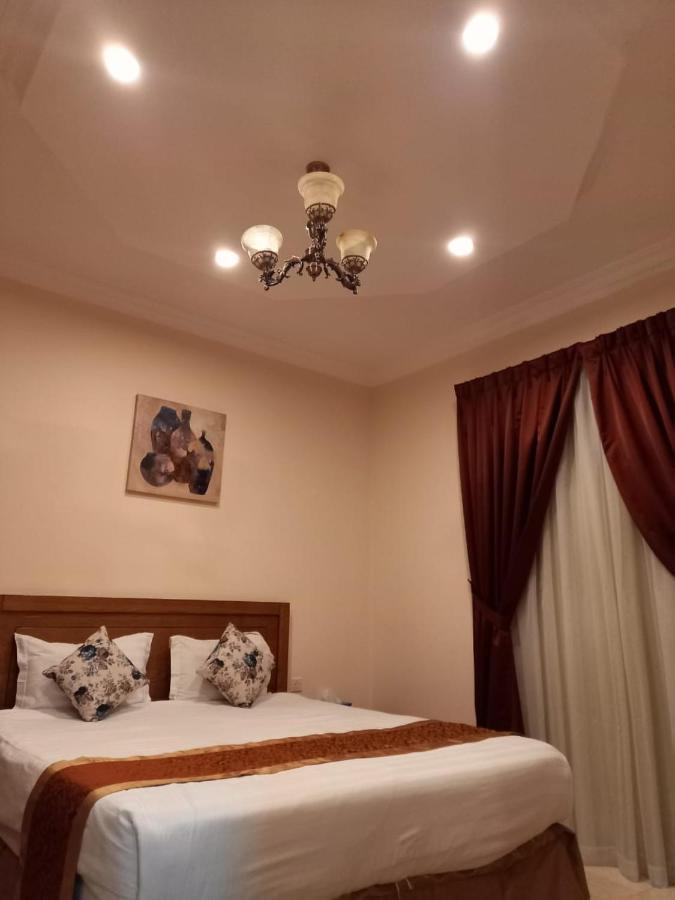 سارة للشقق الفندقية Sara Furnished Apartments Αλ Κομπάρ Εξωτερικό φωτογραφία
