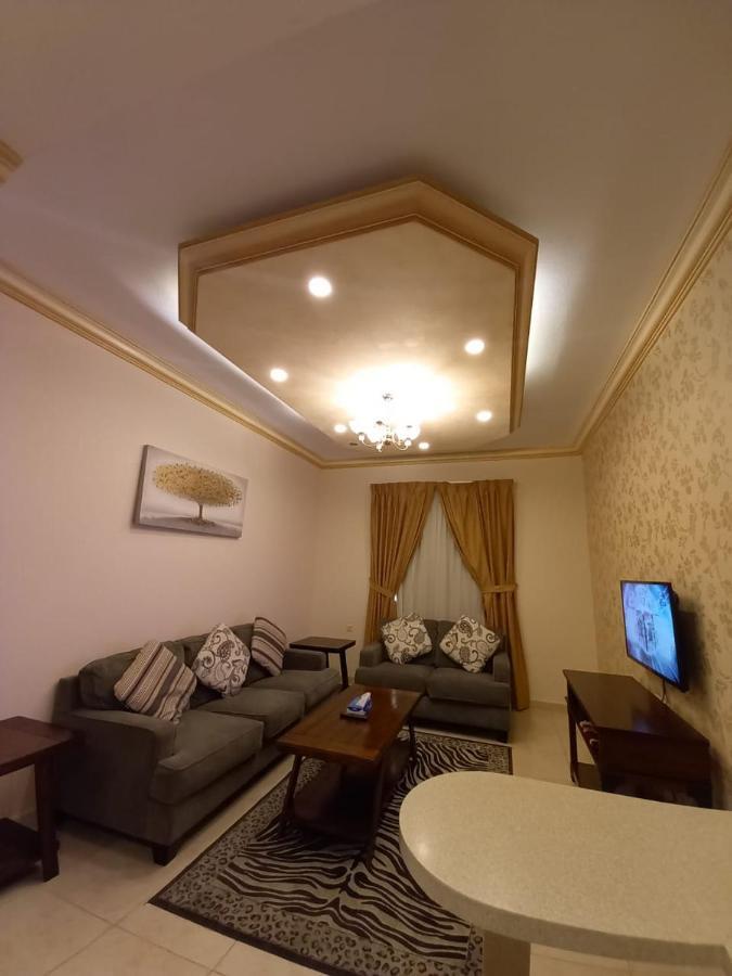 سارة للشقق الفندقية Sara Furnished Apartments Αλ Κομπάρ Εξωτερικό φωτογραφία