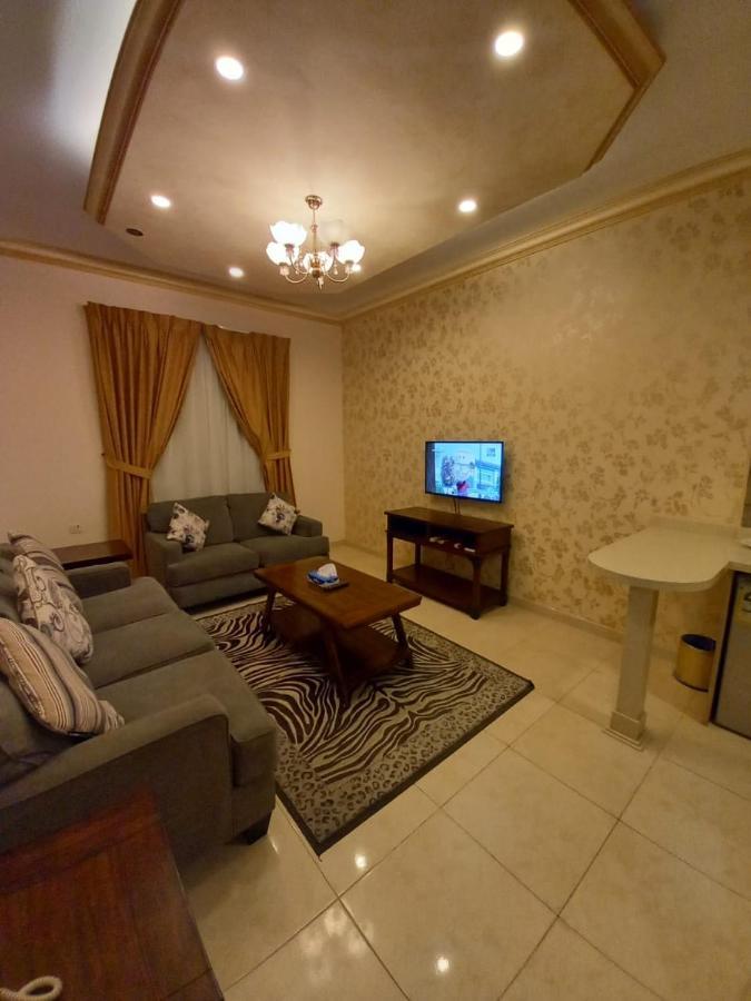 سارة للشقق الفندقية Sara Furnished Apartments Αλ Κομπάρ Εξωτερικό φωτογραφία